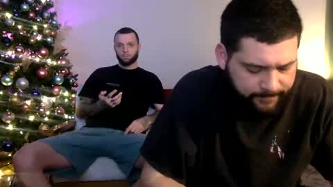 Snapshot of change340 chatting on December 8, 2024, 1:13 am TATS AND TANNED online show from December 8, 2024, 1:13 am