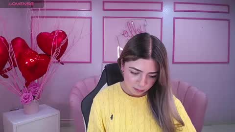 channel_blonde_a online show from February 18, 2025, 4:37 pm