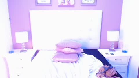 Snapshot of chantalblair chatting on February 7, 2025, 11:01 am Chantal Blair online show from February 7, 2025, 11:01 am