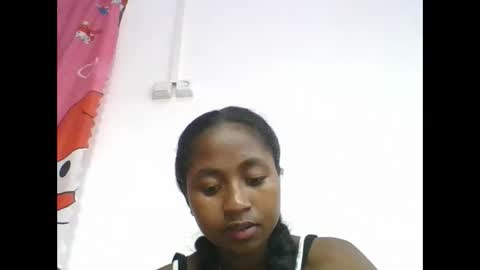 chantale483461 online show from April 25, 2026, 1:41 pm