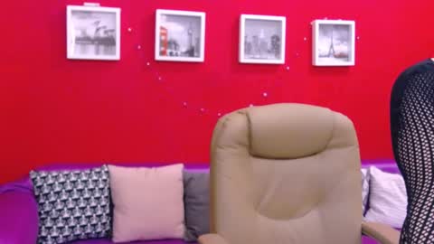 The Queen online show from January 25, 2025, 1:41 pm