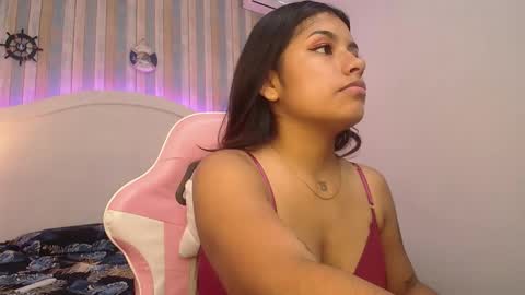  chantalpetit  online show from October 4, 2025, 6:39 pm