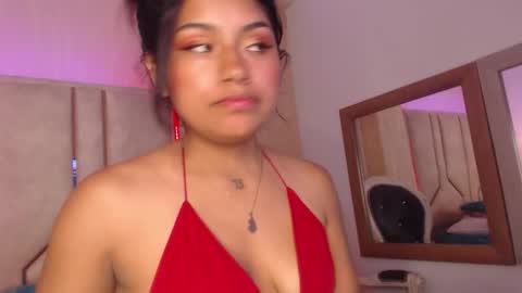  chantalpetit  online show from February 4, 2026, 8:36 pm