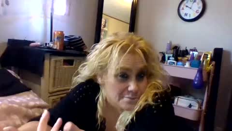 Ms. Behaving online show from September 23, 2025, 3:59 pm