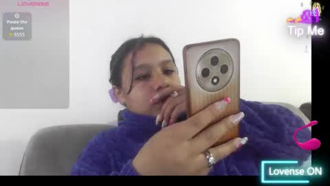 Snapshot of charis_21 chatting on February 24, 2026, 7:01 pm charis 2 online show from February 24, 2026, 7:01 pm