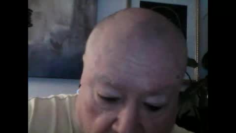 charles191977 online show from December 3, 2025, 11:41 am