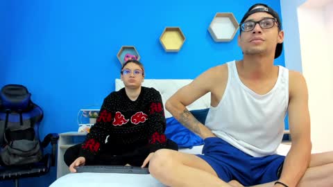 Charles y Elara online show from January 4, 2025, 3:07 am