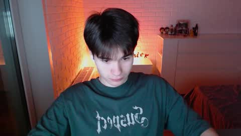 charleshanson69 online show from November 29, 2025, 2:20 pm