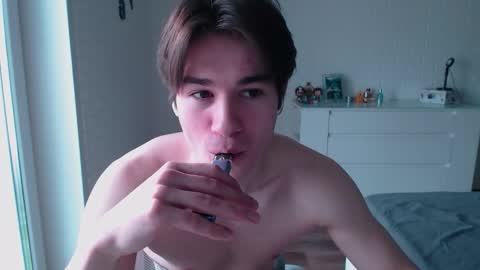 charleshanson69 online show from March 12, 2026, 9:48 am