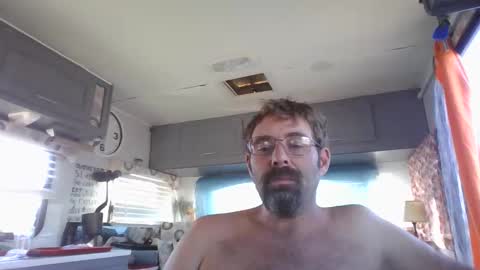 charleyandsmokie online show from January 14, 2026, 11:31 pm