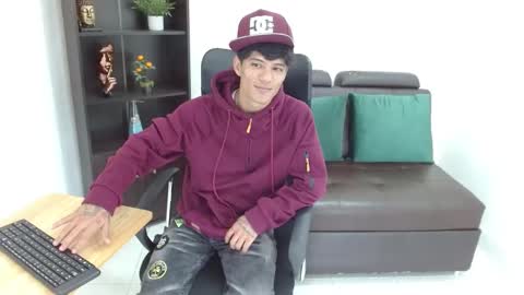 Snapshot of charlie_oconnor chatting on February 13, 2025, 4:43 am Charlie oconnor online show from February 13, 2025, 4:43 am