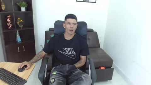 Snapshot of charlie_oconnor chatting on February 18, 2025, 8:38 am Charlie oconnor online show from February 18, 2025, 8:38 am