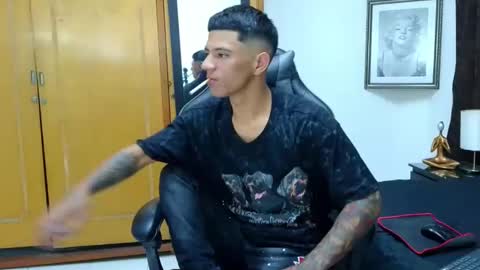 Snapshot of charlie_oconnor chatting on March 11, 2025, 3:59 am Charlie oconnor online show from March 11, 2025, 3:59 am