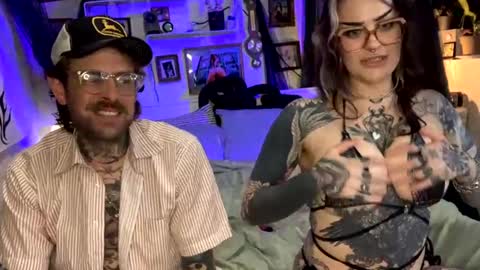 charlie_western online show from September 17, 2025, 5:09 am