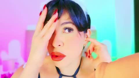 Charloott Evans online show from November 9, 2025, 10:08 pm