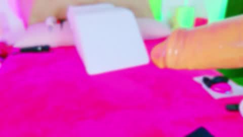 Charloott Evans online show from December 20, 2025, 11:01 pm