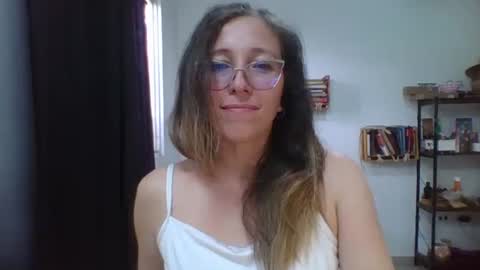 charlott online show from February 11, 2026, 11:32 pm