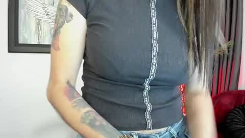 Snapshot of charlote_horny chatting on February 14, 2025, 2:44 pm Charlote online show from February 14, 2025, 2:44 pm