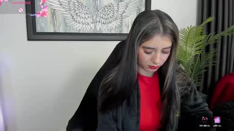 Snapshot of charlote_horny chatting on February 15, 2025, 12:22 pm Charlote online show from February 15, 2025, 12:22 pm