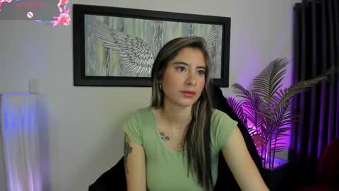 Snapshot of charlote_horny chatting on February 24, 2025, 5:42 pm Charlote online show from February 24, 2025, 5:42 pm