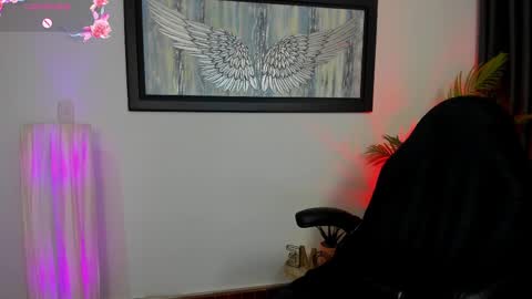 Snapshot of charlote_horny chatting on March 9, 2025, 2:43 pm Charlote online show from March 9, 2025, 2:43 pm