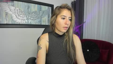 Snapshot of charlote_horny chatting on September 11, 2025, 11:32 am Charlote online show from September 11, 2025, 11:32 am
