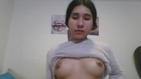 Snapshot of charlotte2852 chatting on December 28, 2024, 9:40 pm karinaa independent model online show from December 28, 2024, 9:40 pm