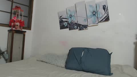 Snapshot of charlotte2852 chatting on October 1, 2025, 9:10 pm karinaa independent model online show from October 1, 2025, 9:10 pm
