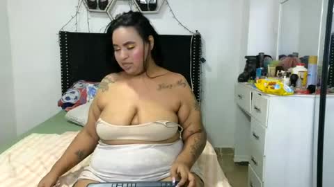 Snapshot of charlotte_027 chatting on July 7, 2026, 6:47 am charlotte_027 online show from July 7, 2026, 6:47 am