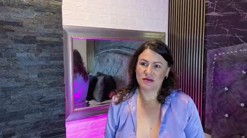 Snapshot of charlotte__g chatting on March 4, 2026, 11:27 am charlotte online show from March 4, 2026, 11:27 am