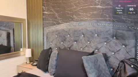 Snapshot of charlotte__g chatting on March 29, 2026, 12:16 pm charlotte online show from March 29, 2026, 12:16 pm