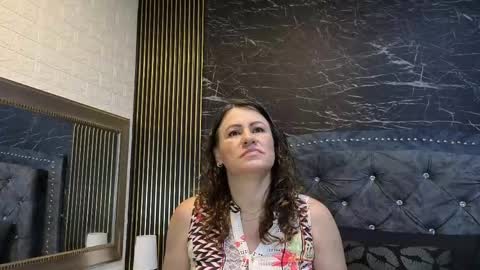 Snapshot of charlotte__g chatting on May 5, 2026, 11:18 am charlotte online show from May 5, 2026, 11:18 am