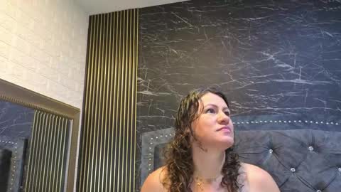 Snapshot of charlotte__g chatting on May 18, 2026, 11:49 am charlotte online show from May 18, 2026, 11:49 am