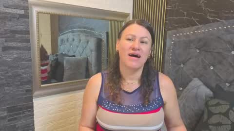 Snapshot of charlotte__g chatting on May 28, 2026, 11:07 am charlotte online show from May 28, 2026, 11:07 am