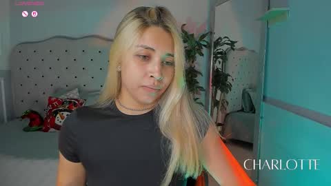 charlotte  grey online show from December 19, 2025, 8:38 pm