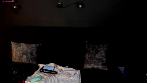  CHARLOTTE BROWN  online show from February 24, 2025, 1:42 pm