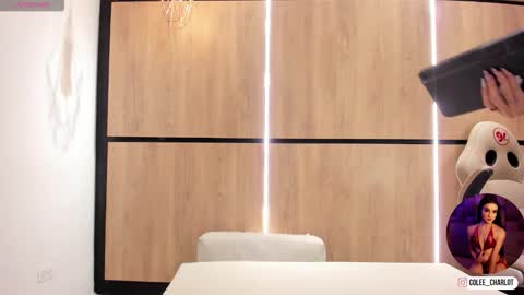 Charlotte colee online show from November 15, 2025, 11:29 am