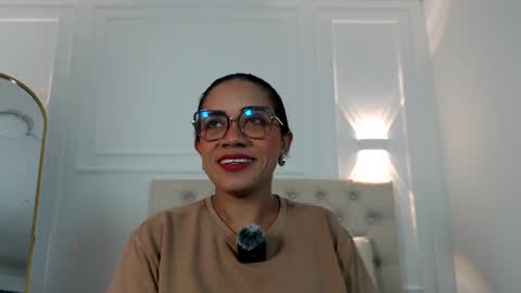 charlottte y dante online show from November 11, 2025, 4:12 am