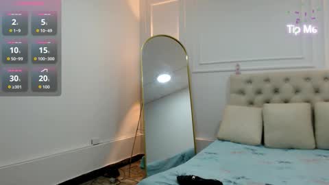 charlottte y dante online show from November 17, 2025, 3:45 am