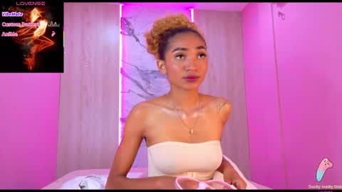 CHARLOTTE online show from November 30, 2025, 12:20 pm