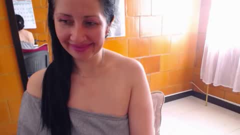 Charlotte online show from December 15, 2025, 2:54 pm