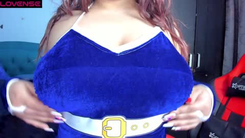 Snapshot of charlottee_lovee69 chatting on December 15, 2024, 7:13 am Natalia online show from December 15, 2024, 7:13 am