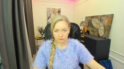 Snapshot of charlottekerti chatting on April 6, 2026, 11:55 am Charlotte online show from April 6, 2026, 11:55 am