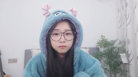 Snapshot of charlottelin chatting on January 3, 2025, 4:16 pm Charlotte online show from January 3, 2025, 4:16 pm