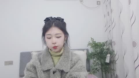 Snapshot of charlottelin chatting on January 15, 2025, 3:50 pm Charlotte online show from January 15, 2025, 3:50 pm