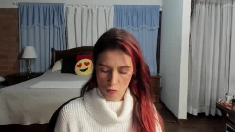 Snapshot of charlottewillson chatting on January 14, 2026, 12:49 am Charlotte online show from January 14, 2026, 12:49 am