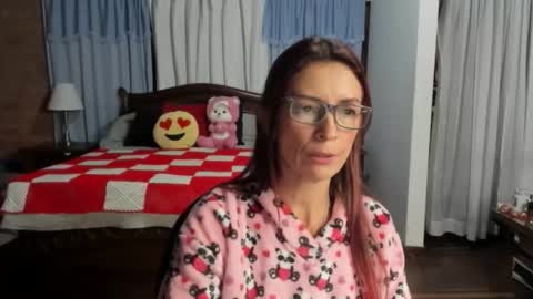 Snapshot of charlottewillson chatting on January 17, 2026, 4:39 am Charlotte online show from January 17, 2026, 4:39 am