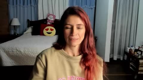 Snapshot of charlottewillson chatting on February 3, 2026, 2:53 am Charlotte online show from February 3, 2026, 2:53 am