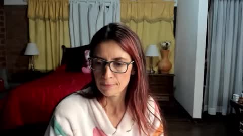 Snapshot of charlottewillson chatting on February 18, 2026, 1:45 am Charlotte online show from February 18, 2026, 1:45 am