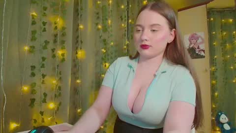 Snapshot of charlottewip chatting on February 16, 2025, 5:48 pm Kira online show from February 16, 2025, 5:48 pm